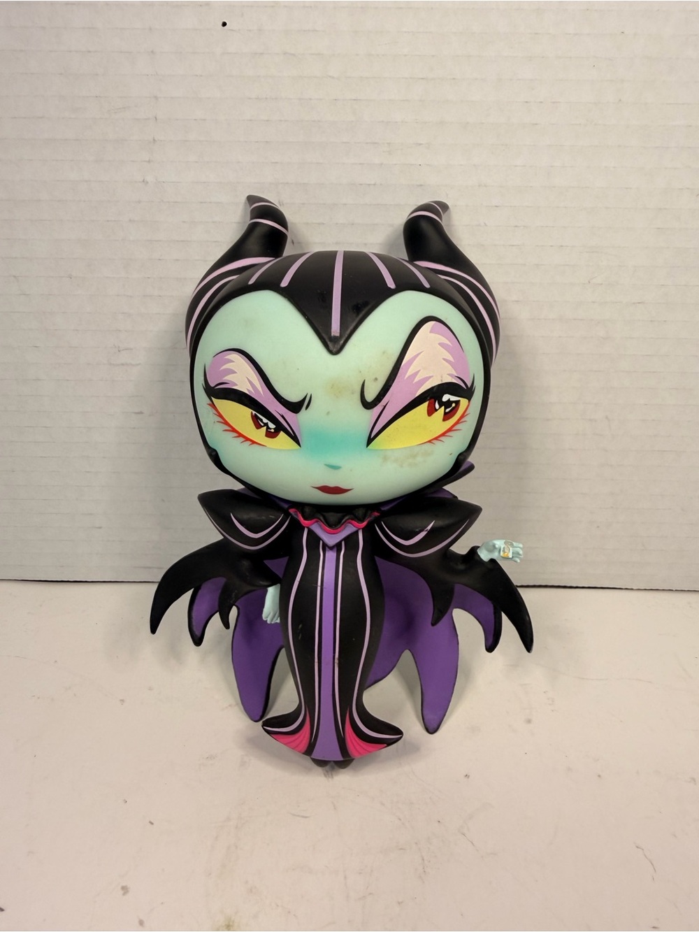 Disney The World Of Miss Mindy Sleeping Beauty Maleficent Vinyl Figure